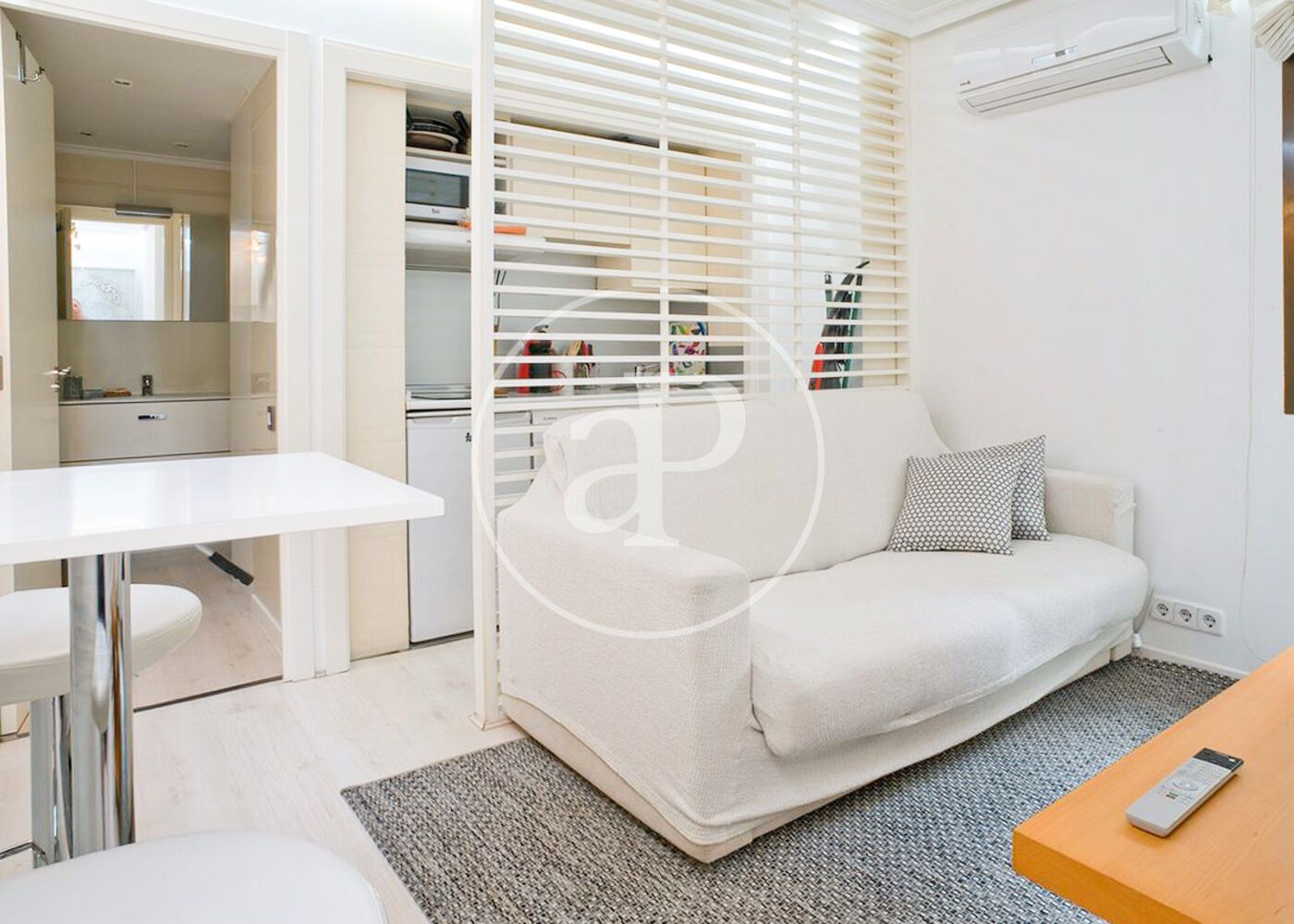 Flat for rent in Calle de Viriato, Trafalgar