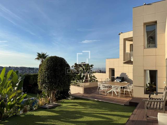 Casa-chalet en Venta en La Plana - Bellsoleig