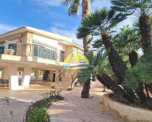 Vista exterior de Casa o xalet en venda en Cartagena amb Aire condicionat, Jardí privat i Terrassa