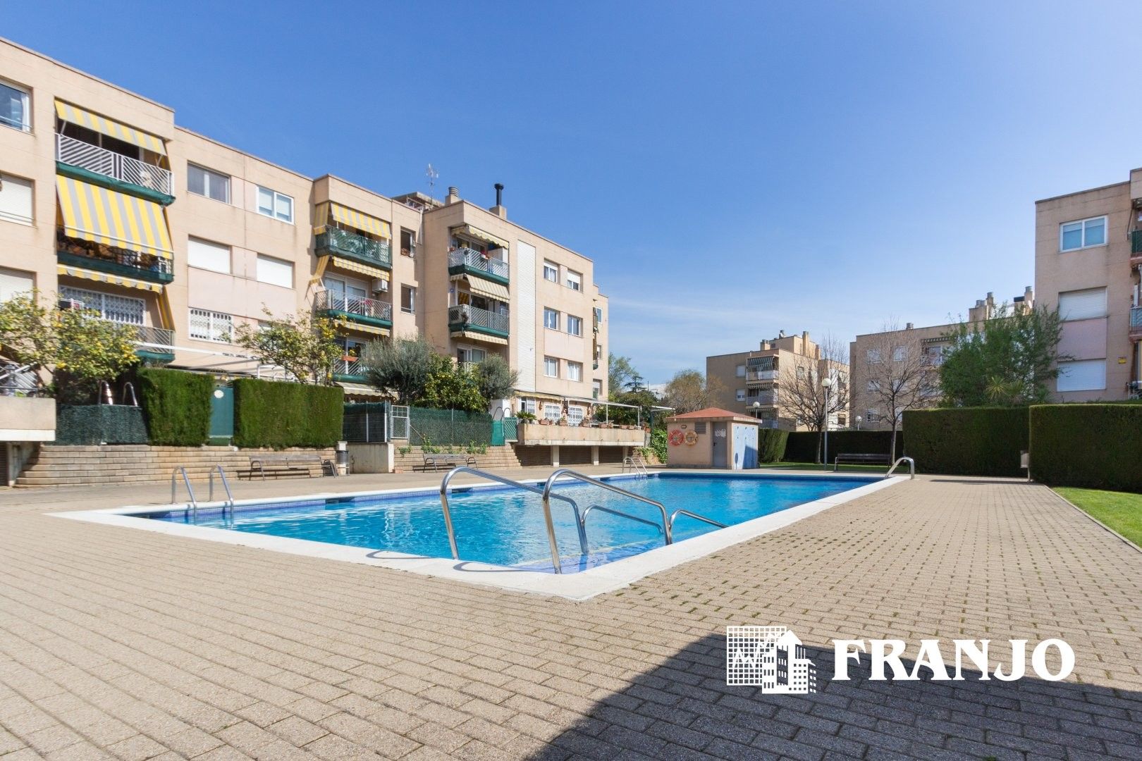 Piscina de Piso en venta en Barberà del Vallès con Aire acondicionado, Calefacción y Piscina