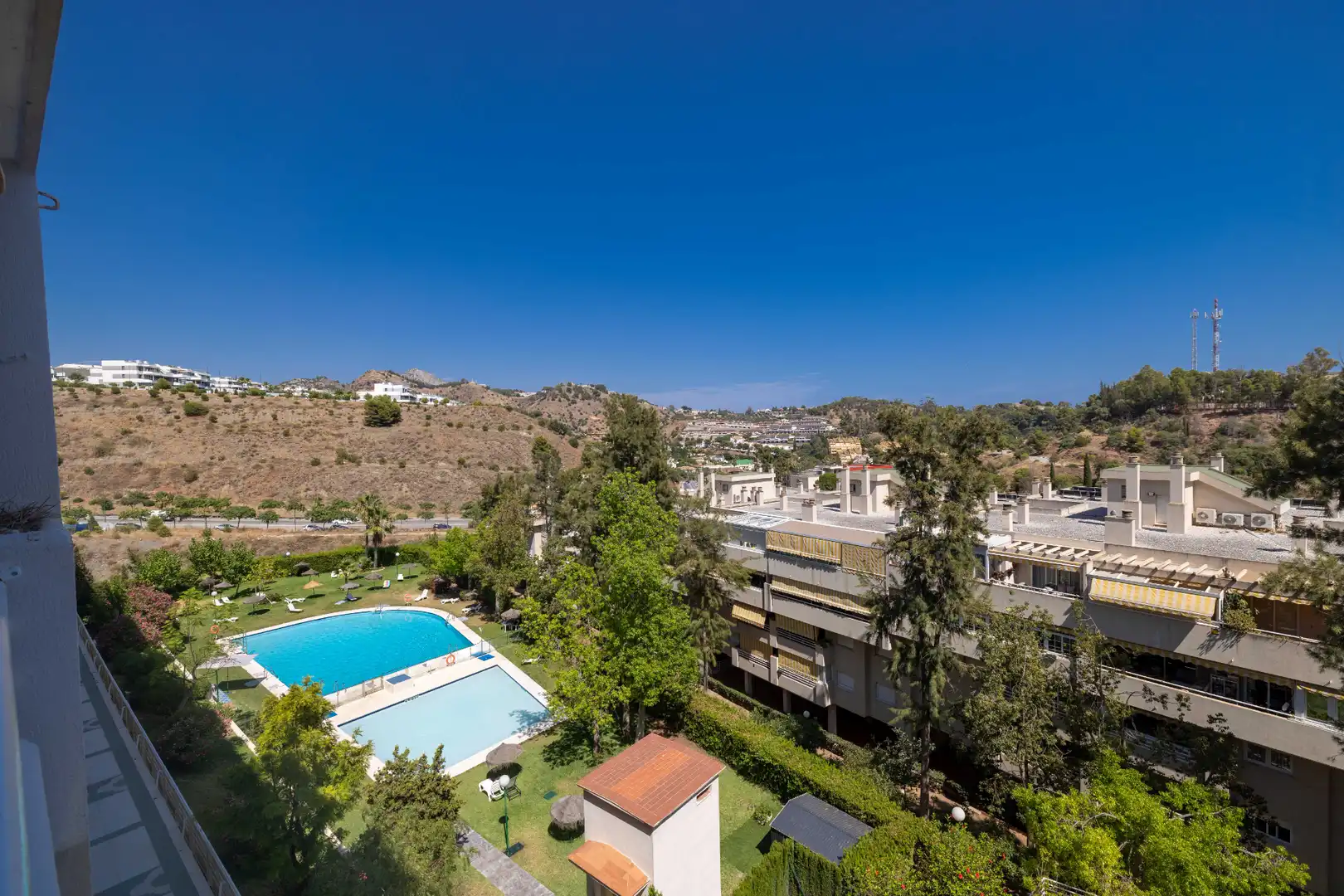 Piscina de Pis en venda en Málaga amb Aire condicionat, Calefacció i Terrassa