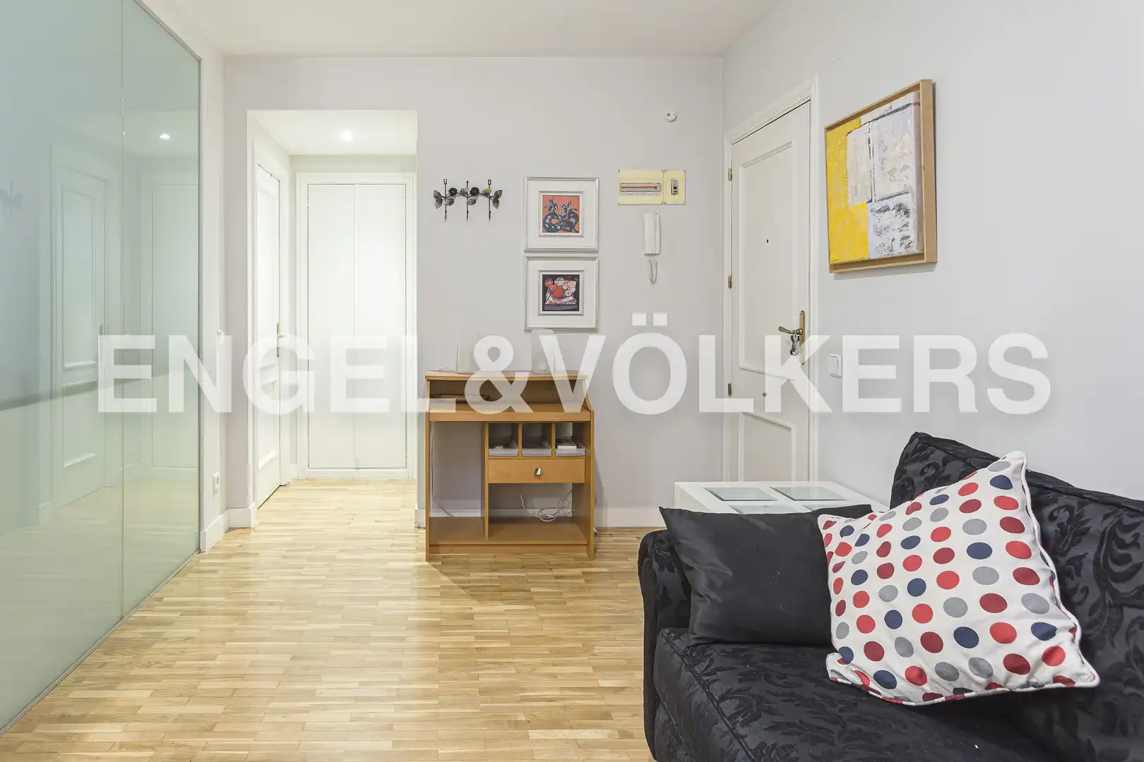 Piso con ascensor en alquiler en Doctor Castelo, imagen 3