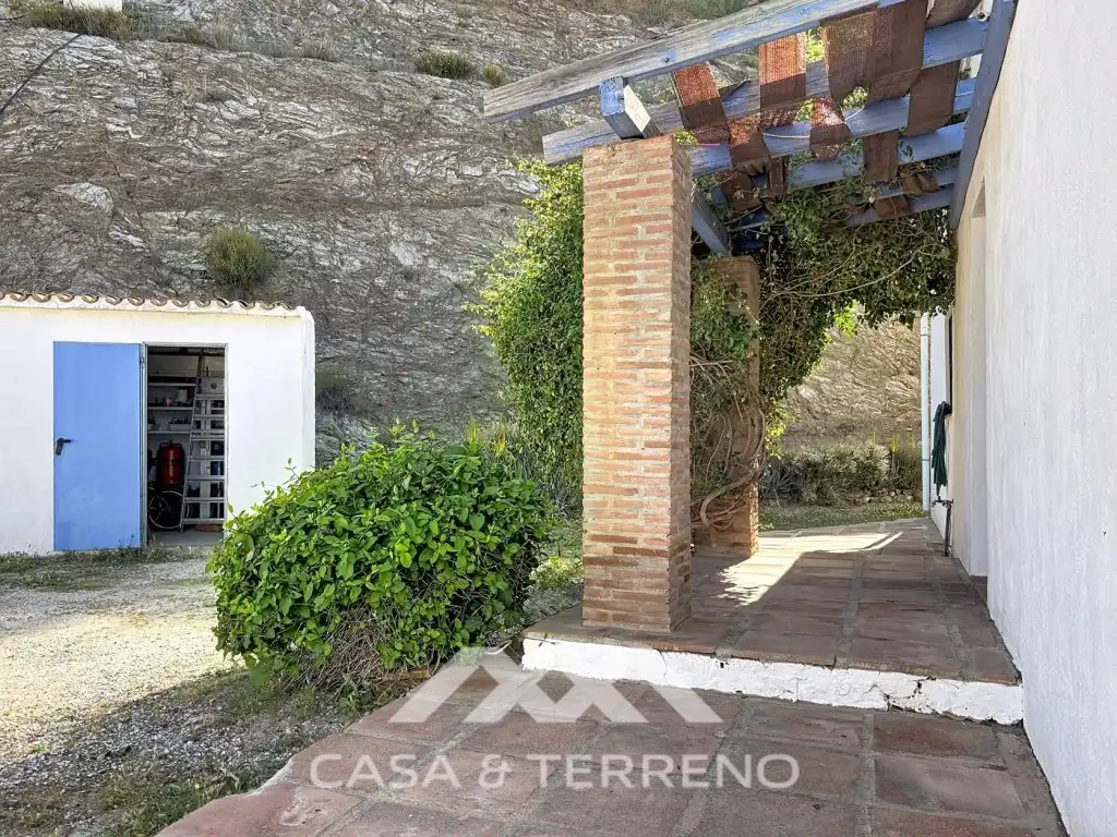 Jardí de Casa o xalet en venda en Canillas de Aceituno amb Jardí privat, Terrassa i Piscina