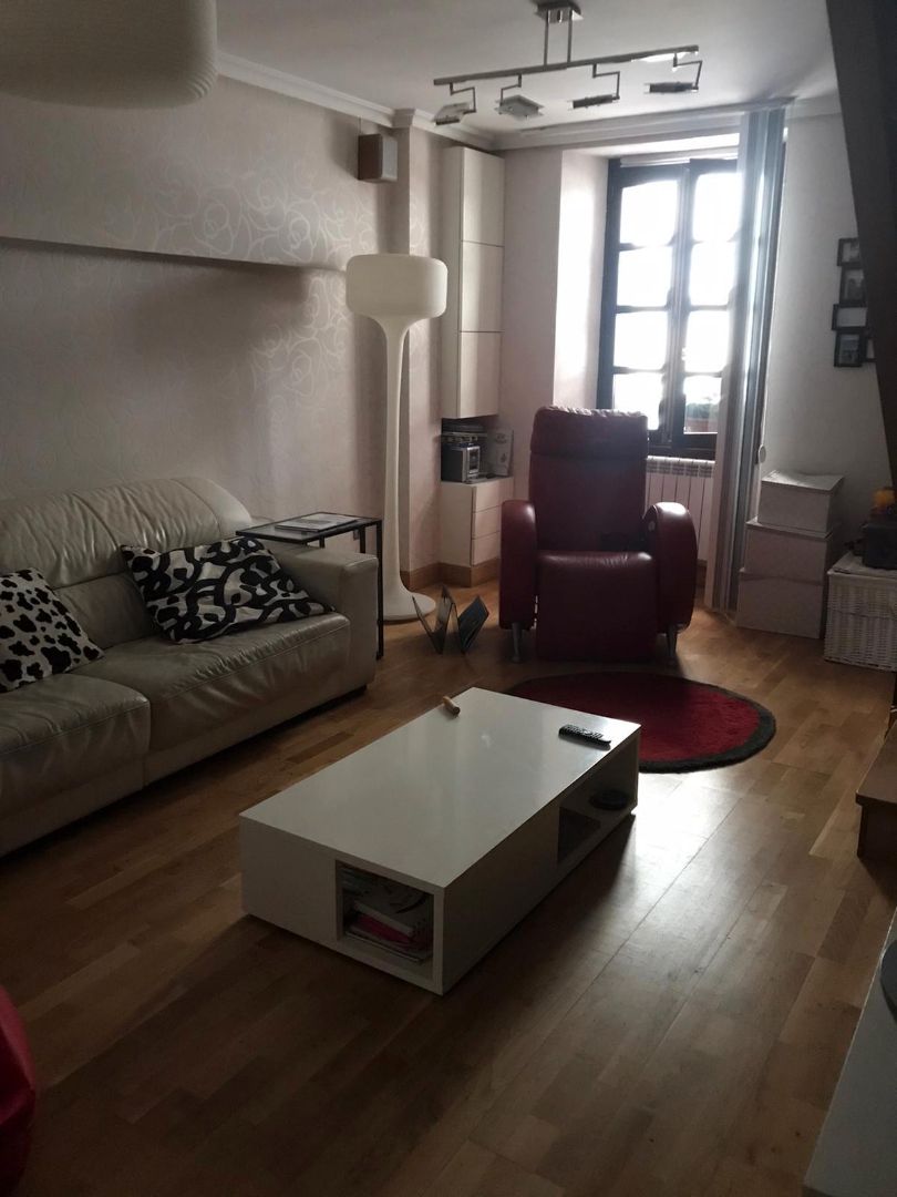 Sala d'estar de Dúplex en venda en Deba amb Calefacció