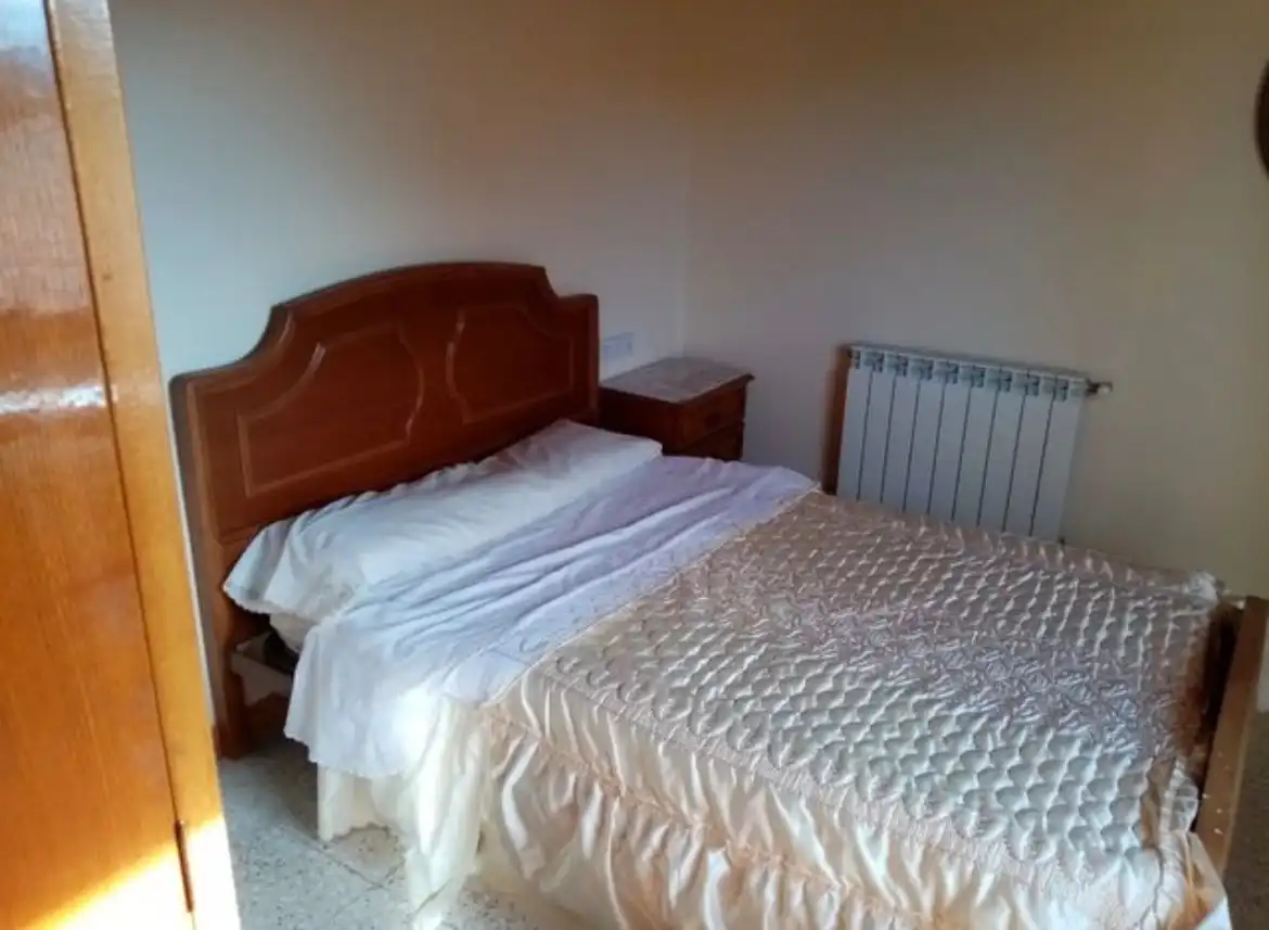 Dormitori de Casa o xalet en venda en Pantón amb Jardí privat, Terrassa i Moblat