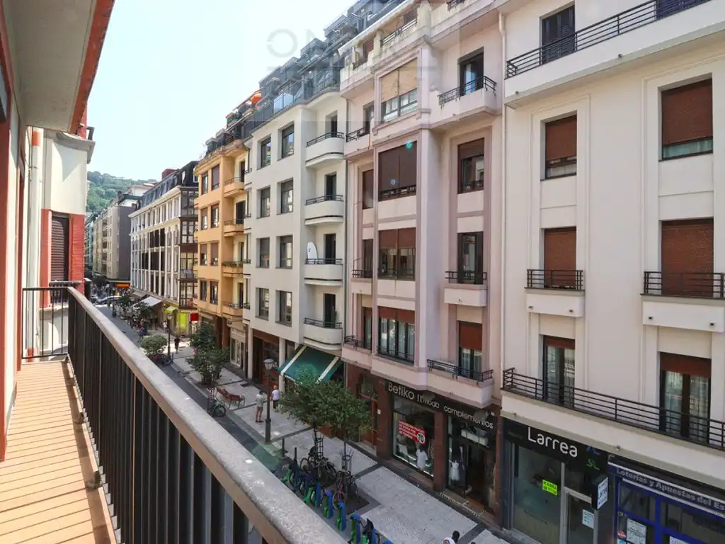Pis amb ascensor en venda a Calle De San Francisco, imagen 4