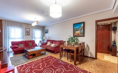 Living room of Flat for sale in Bilbao   with Heating, Private garden and Parquet flooring