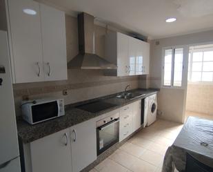 Kitchen of Flat to rent in  Melilla Capital  with Air Conditioner, Furnished and Oven