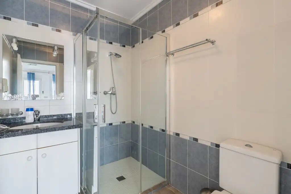 Bathroom of Houses for sale in Moraira  with Private garden and Swimming Pool