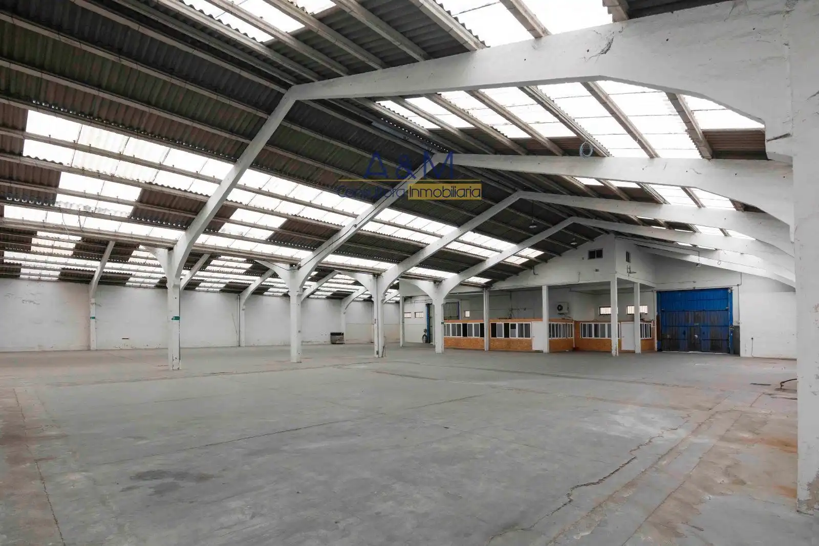 Nave industrial en venta en Cobalto