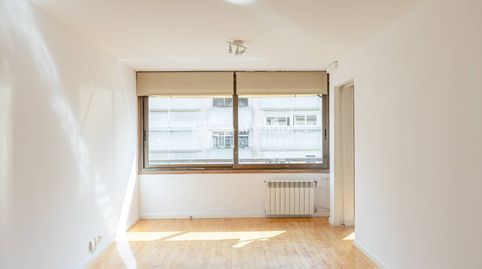 Photo 4 of Flat for rent in Calle Fortuny, Almagro, Madrid Capital