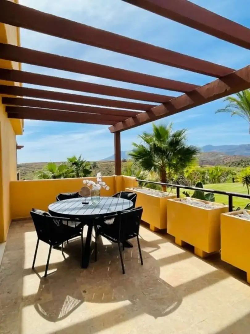 Terrasse von Dachboden zum Verkauf in Benahavís mit Terrasse, Möbliert und Internet