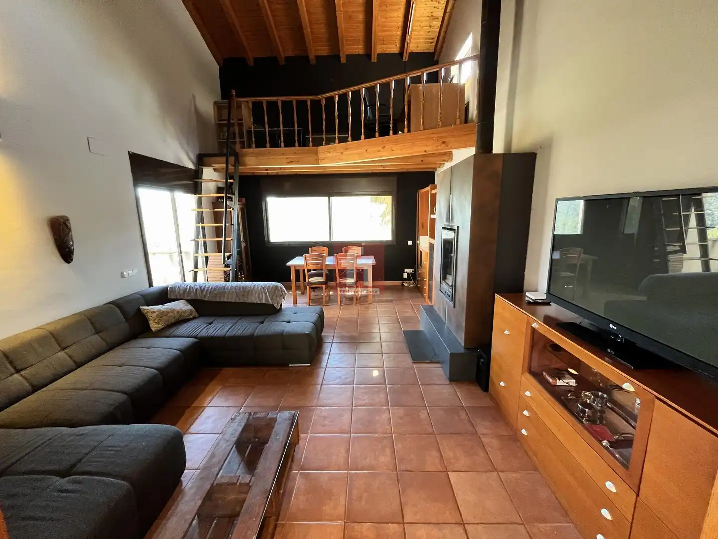 Wohnzimmer von Haus oder Chalet zum Verkauf in Olivella mit Terrasse, Abstellraum und Schwimmbad