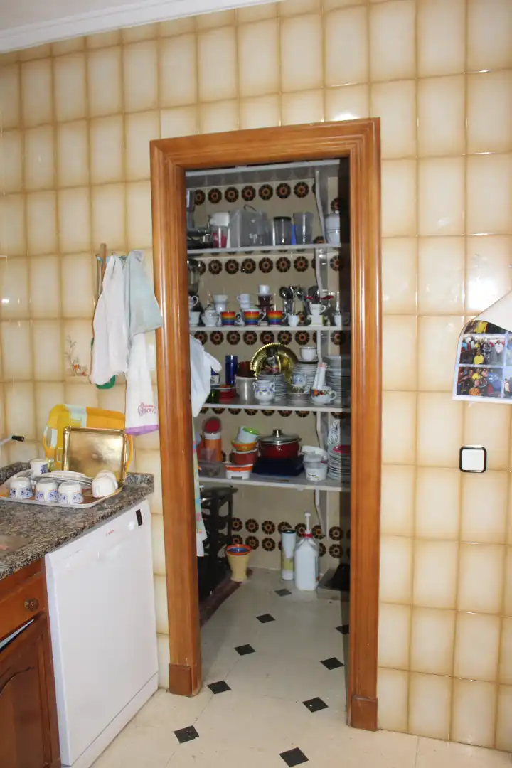 Küche von Haus oder Chalet zum Verkauf in Sax mit Privatgarten, Schwimmbad und Möbliert