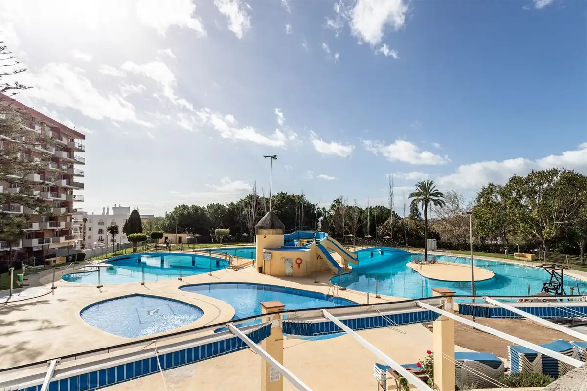 Habitatge amb piscina en venda a Parque de la Paloma, imagen 15