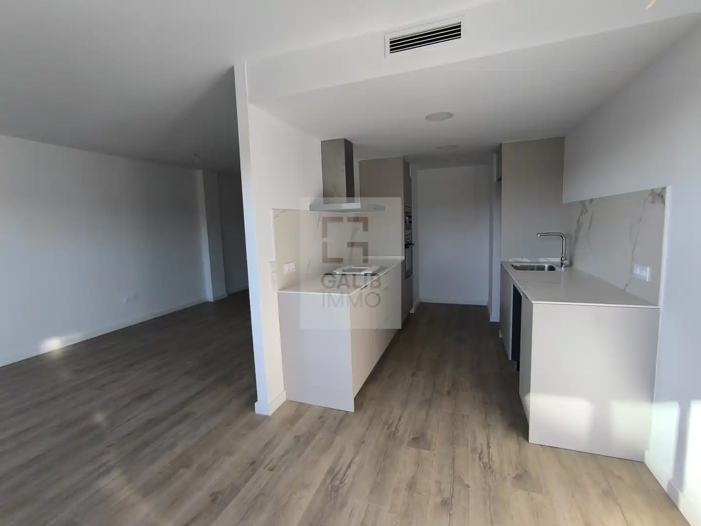 Bedroom of Flat for sale in Figueres  with Air Conditioner, Storage room and Swimming Pool