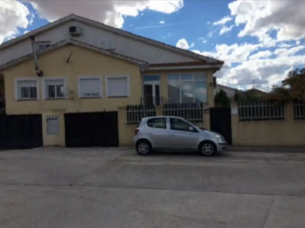 Haus zum Verkauf in Lominchar