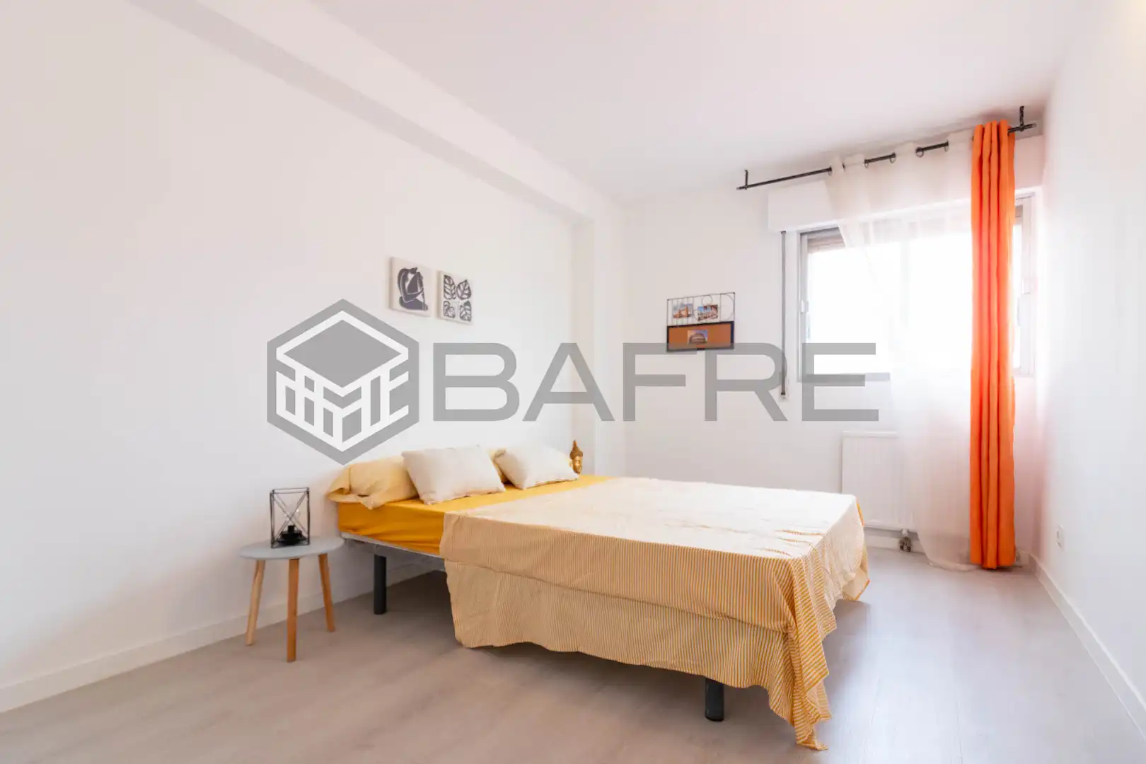 Flat for sale in Calle Adora, San Fermín
