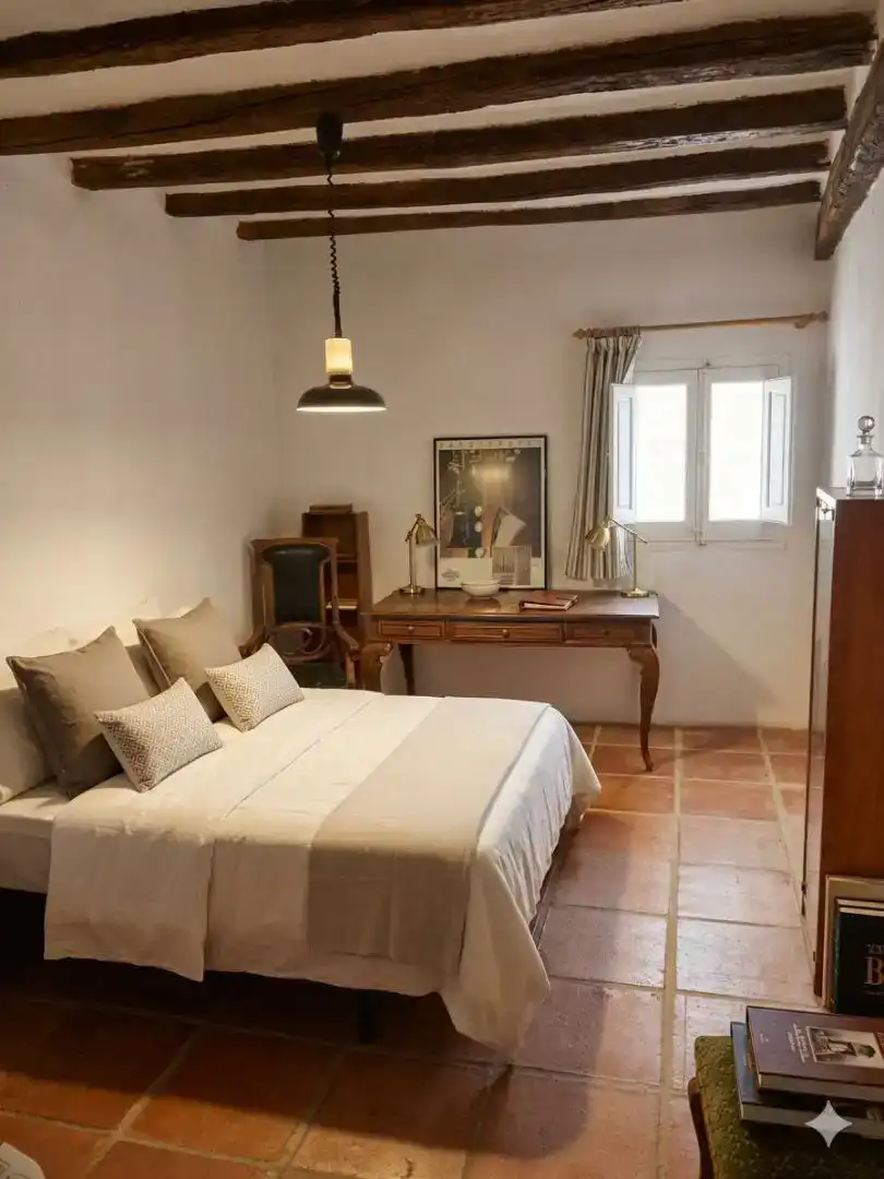 Dormitori de Casa adosada en venda en Torroja del Priorat amb Traster i Moblat