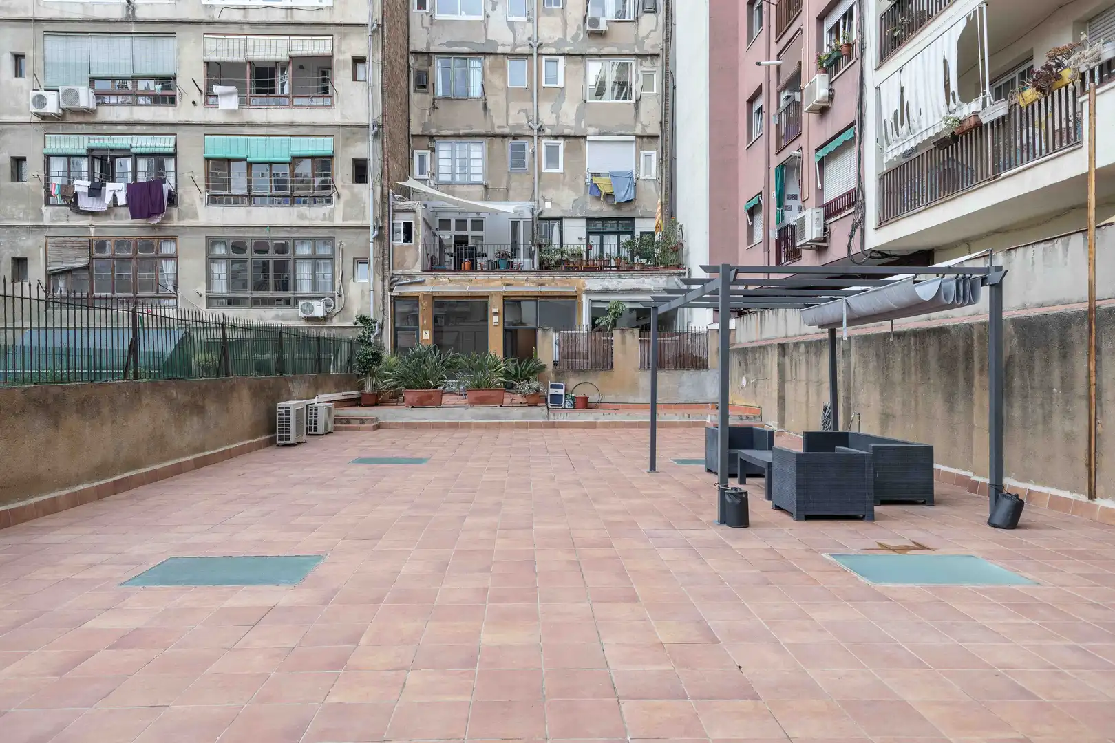 Terrasse von Büro zum Verkauf in Barcelona mit Klimaanlage und Terrasse