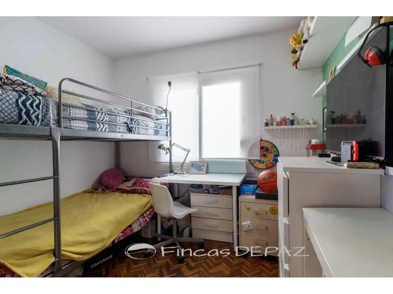 Habitación de Apartamento en venta en Gavà con Aire acondicionado, Calefacción y Parquet