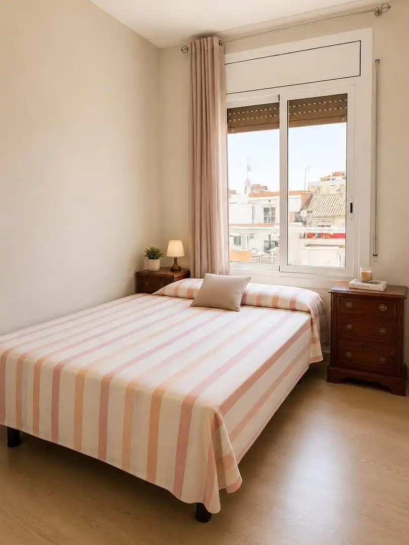 Dormitori de Apartament en venda en Barcelona amb Aire condicionat i Parquet