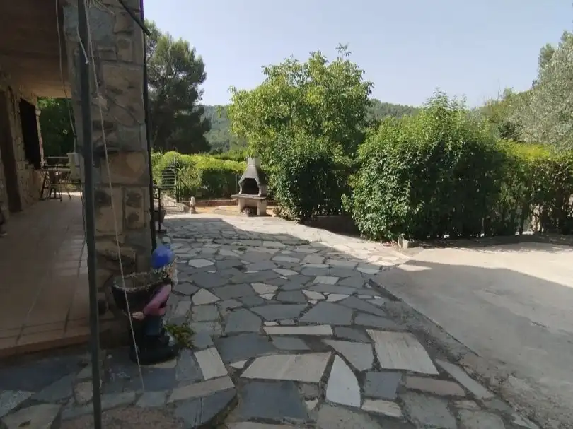 House with garden for sale in Carrer dels Boixos 2