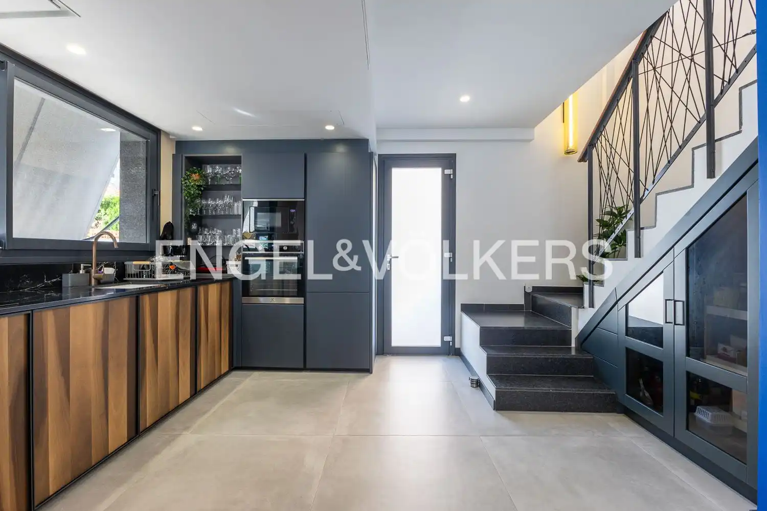 Houses for sale in Gandia  with Air Conditioner, Heating and Private garden