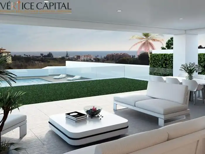 Terrassa de Casa o xalet en venda en Manilva amb Aire condicionat, Jardí privat i Terrassa