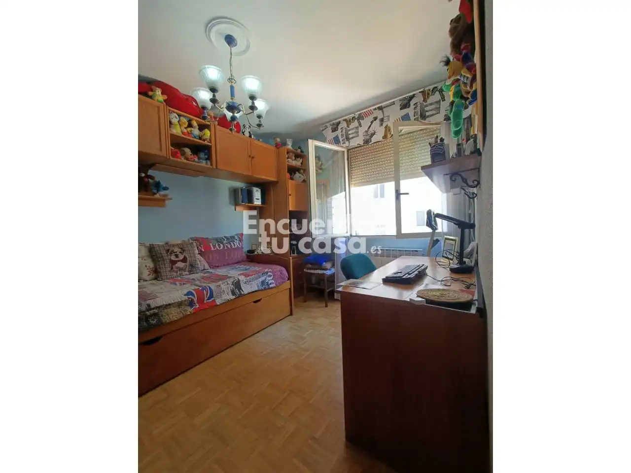 Habitación de Apartamento en venta en Miranda de Ebro con Calefacción, Parquet y Trastero