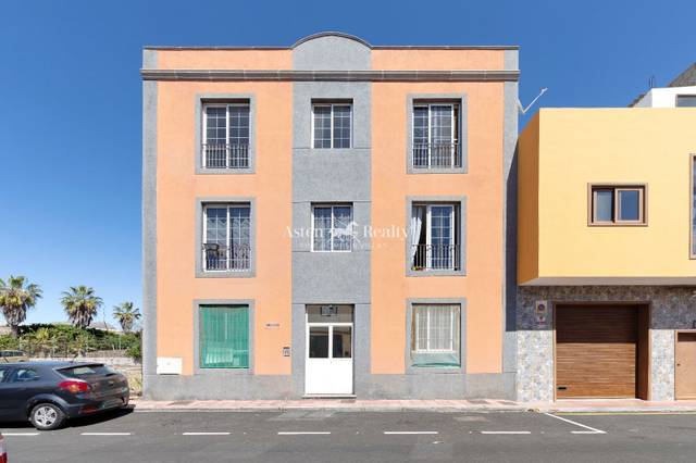 Edificio en Venta en Barroso en Las Rosas