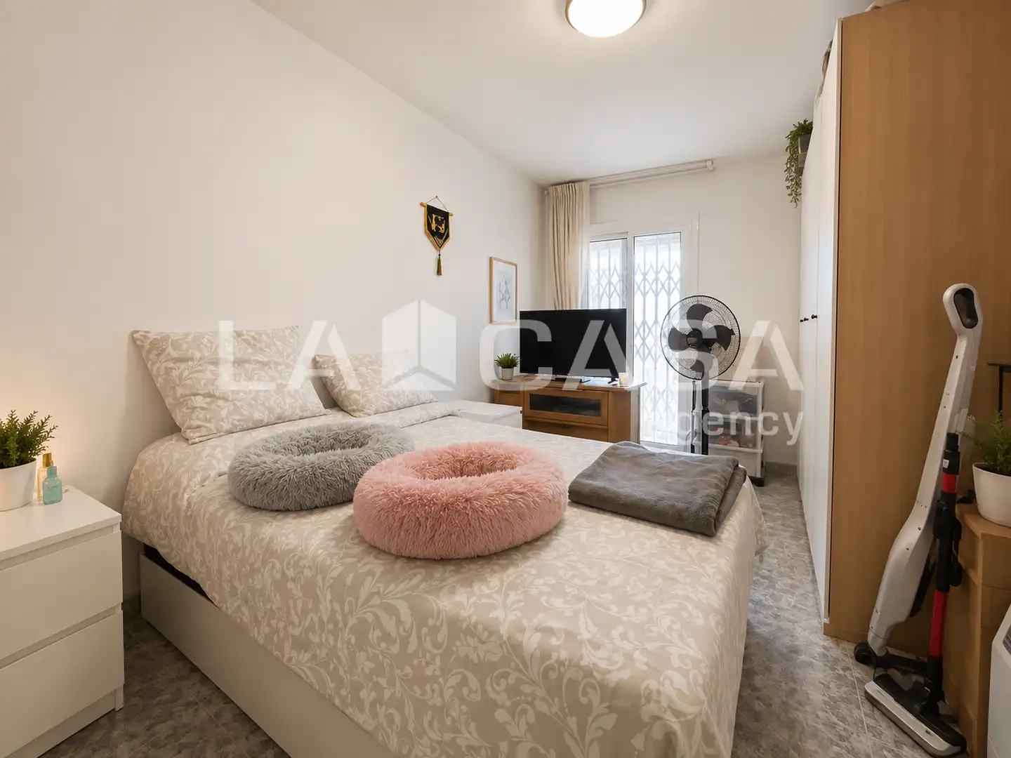 Bedroom of Flat for sale in Santa Coloma de Gramenet  with Heating and Balcony