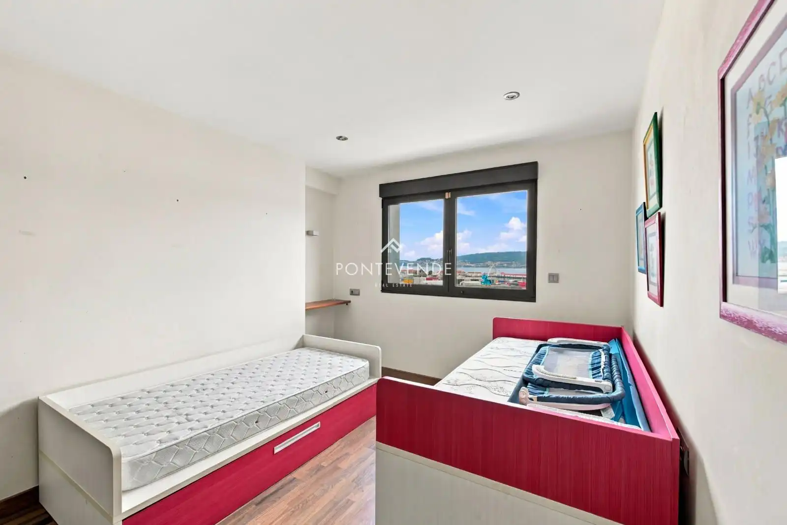 Bedroom of Flat for sale in Marín, Pontevedra