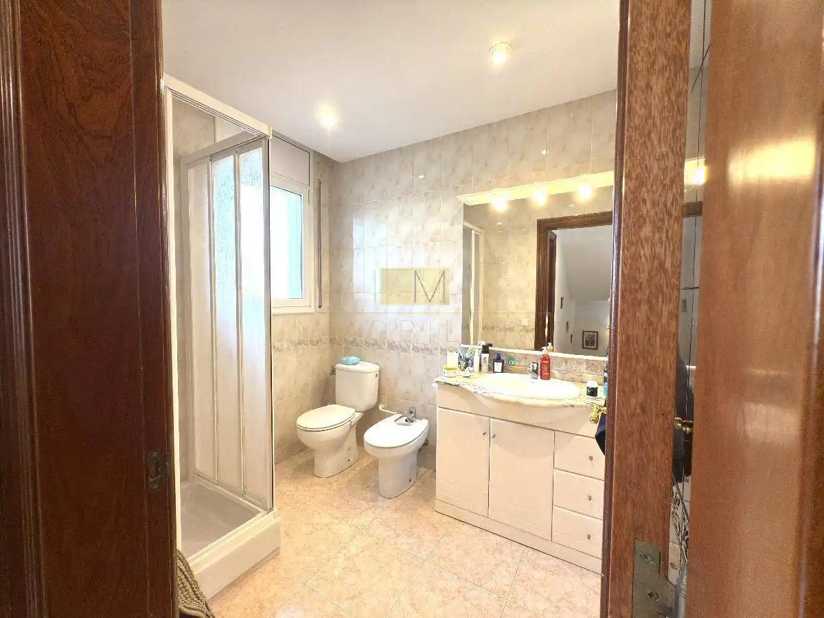 Bathroom of Houses for sale in Sant Pere de Ribes  with Air Conditioner, Heating and Private garden