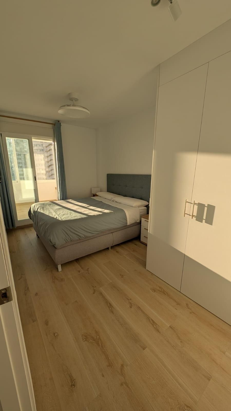 Bedroom of Flat to rent in Benidorm  with Air Conditioner, Heating and Community pool
