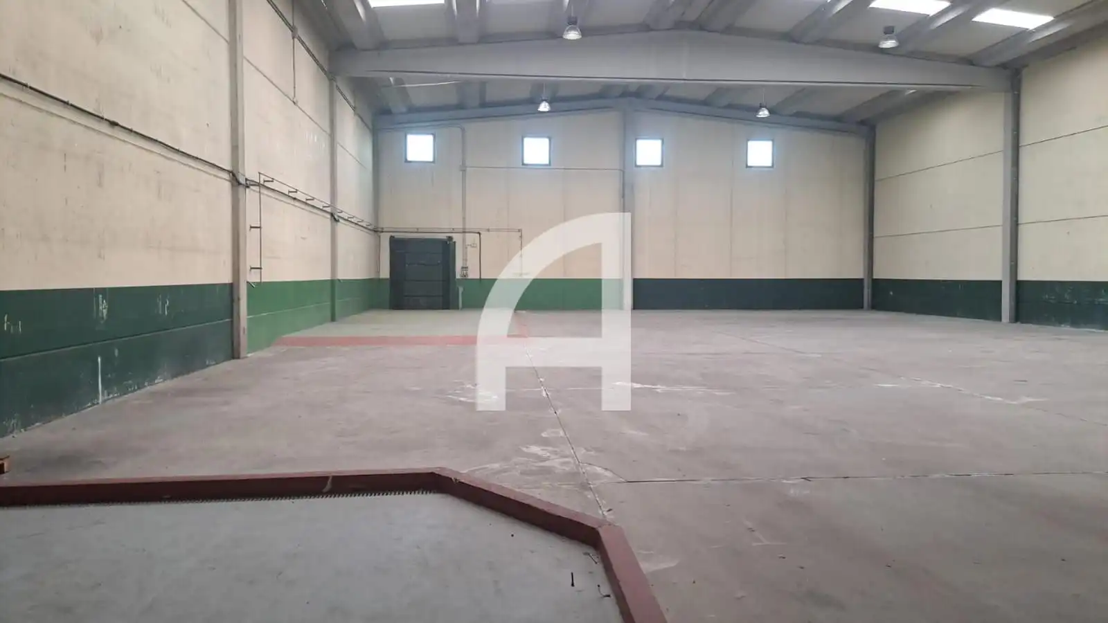 Nave industrial en venta en Vidreres
