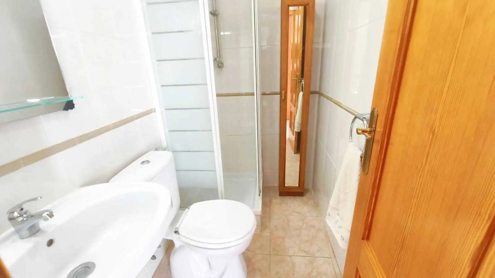 Bathroom of Detached homes for sale in Cullera  with Air Conditioner, Terrace and Swimming Pool