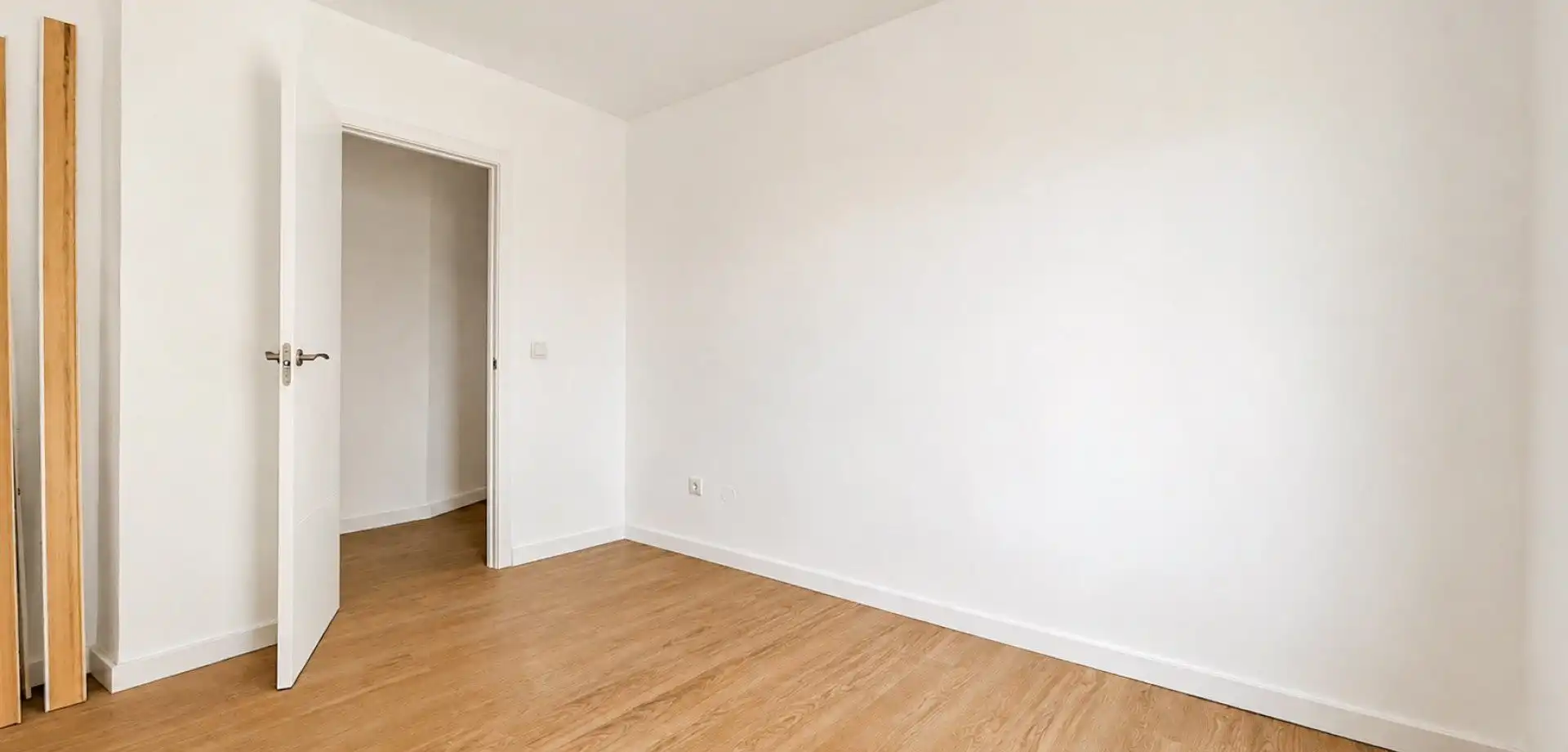 Habitación de Apartamento en venta en Orihuela con Calefacción, Terraza y Balcón