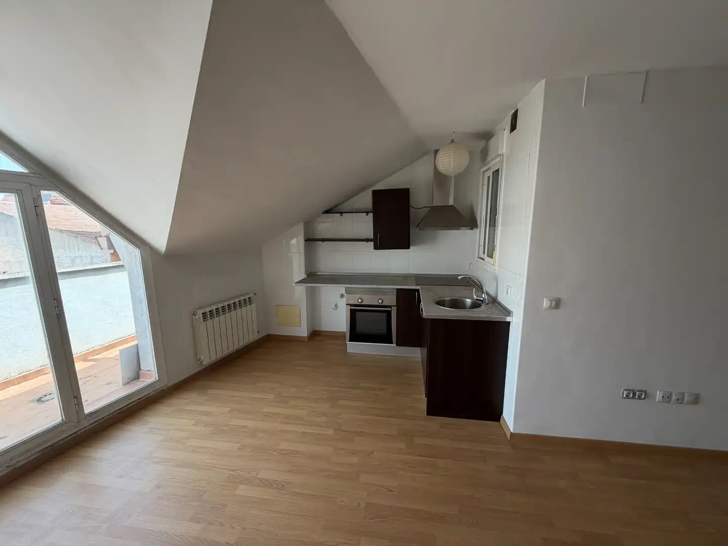 Cocina de Estudio en venta en Alcázar de San Juan con Calefacción, Parquet y Terraza