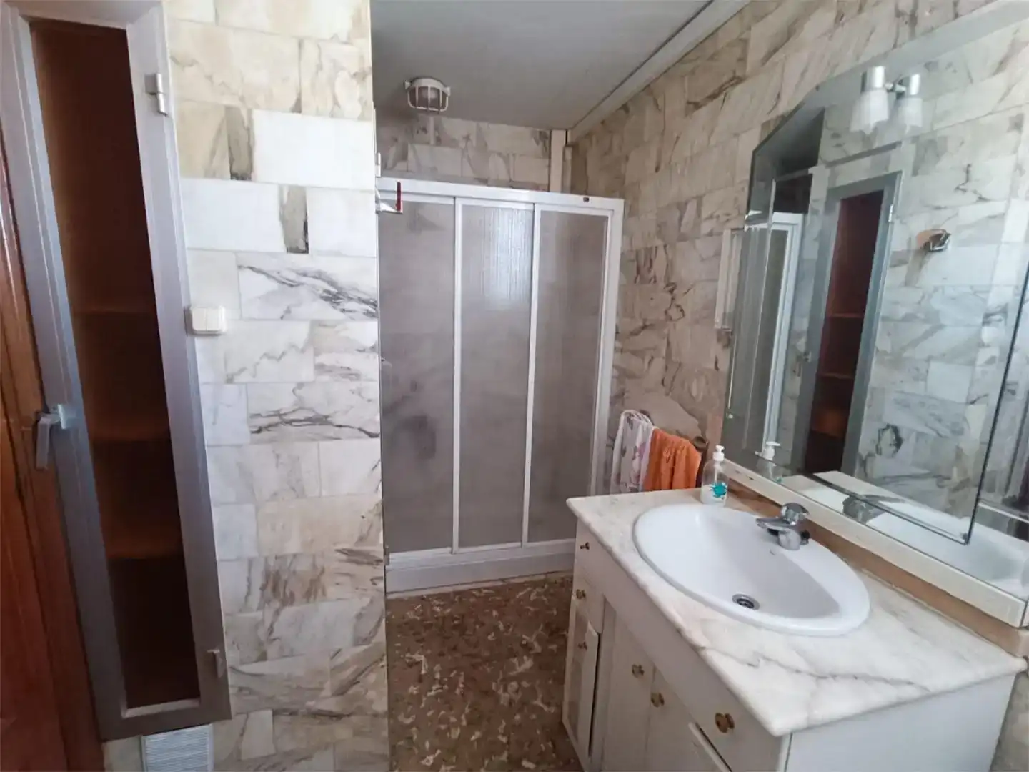 Bathroom of Flat for sale in Benaguasil  with Air Conditioner and Balcony