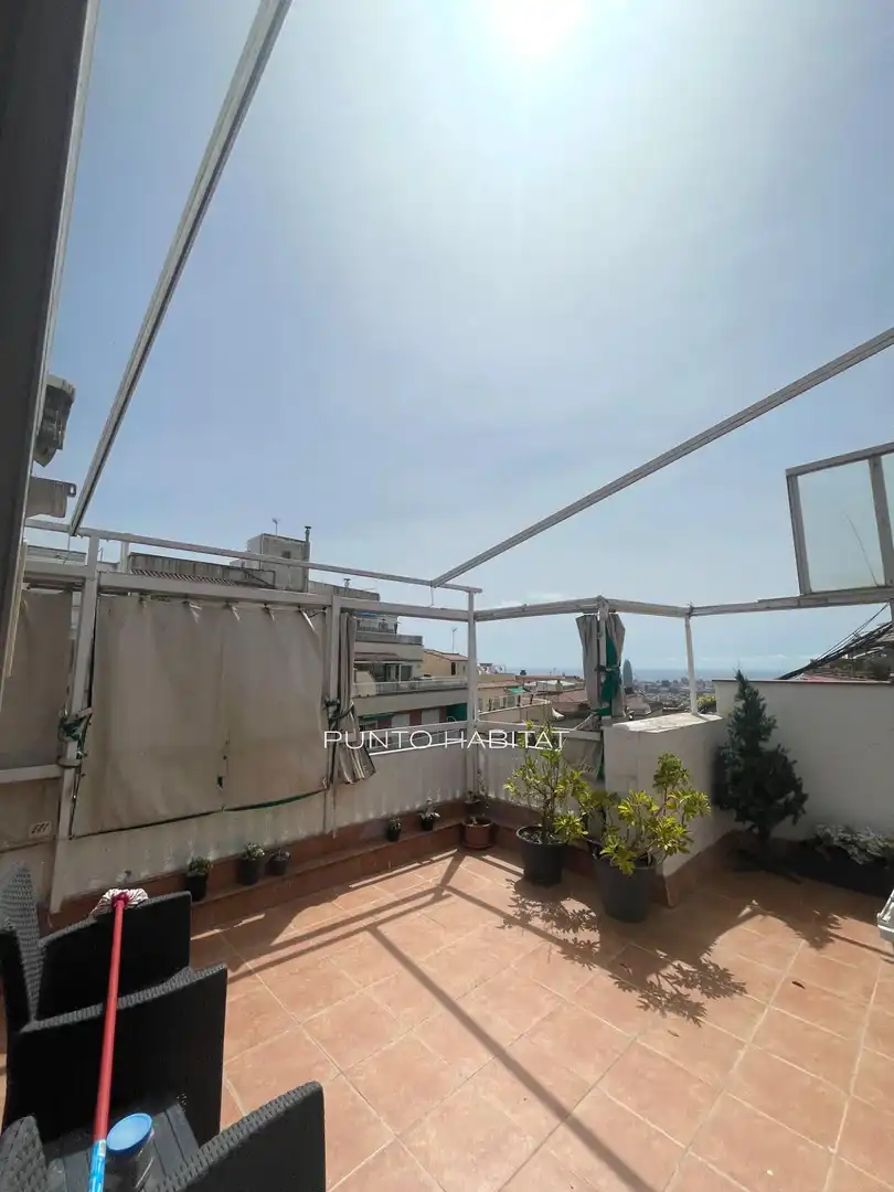 Terrasse von Dachboden zum Verkauf in Barcelona mit Terrasse