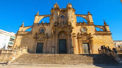 VIVIENDA CON LICENCIA TURISTICA EN ZONA CENTRO