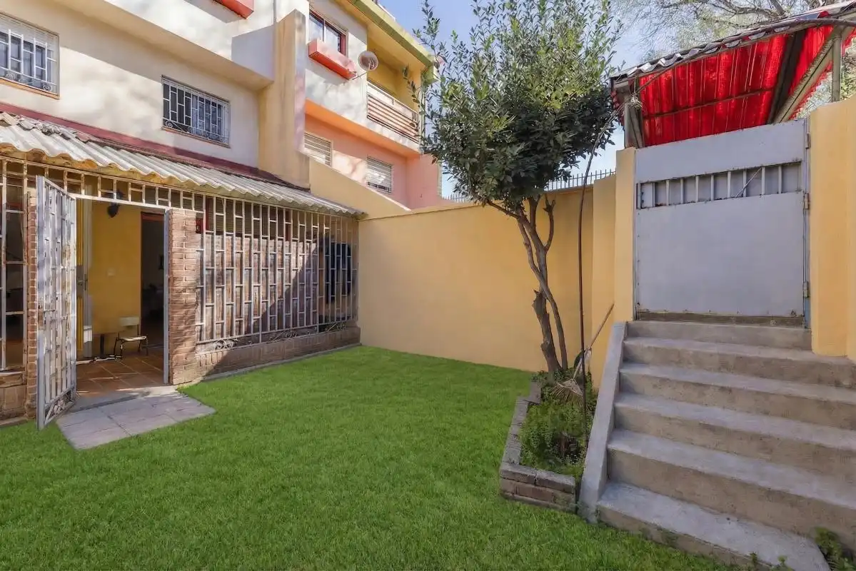 Jardín de Dúplex en venta en  Madrid Capital con Calefacción, Jardín privado y Terraza