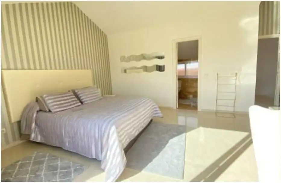 Attic for rent in Puerto Banús