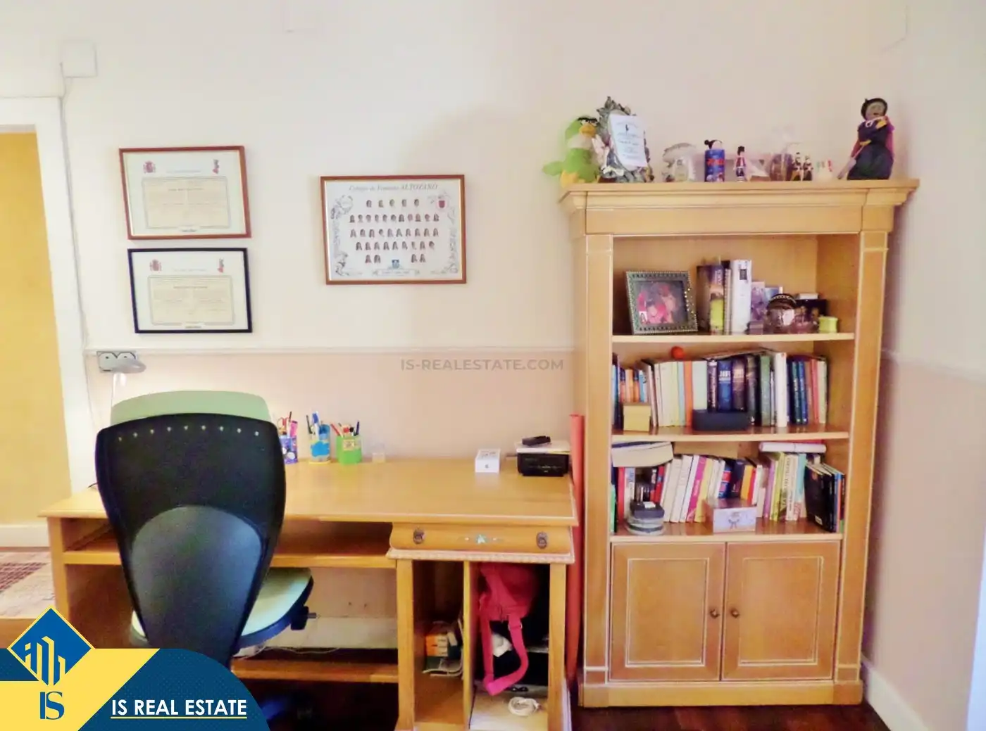 Bedroom of Houses for sale in Alicante / Alacant  with Terrace, Swimming Pool and Furnished