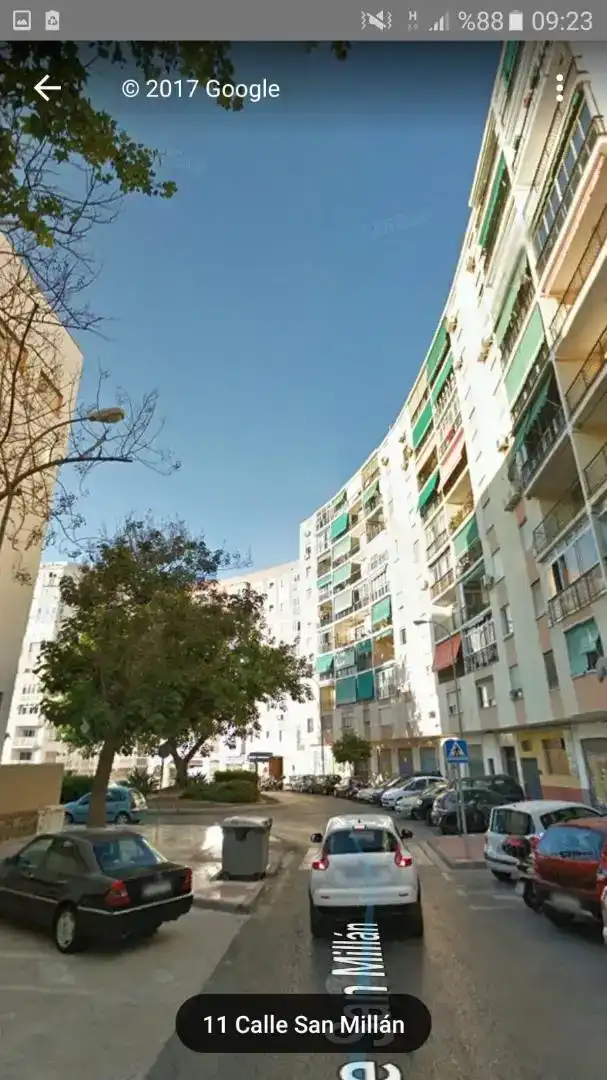 Exterior view of Flat for share in Centro