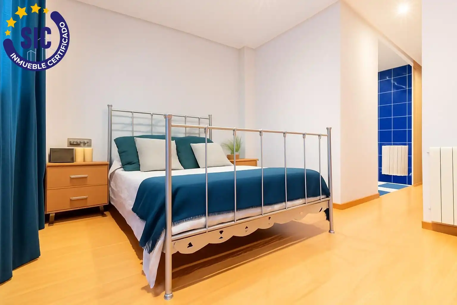 Bedroom of Houses for sale in Alaquàs  with Air Conditioner, Heating and Terrace