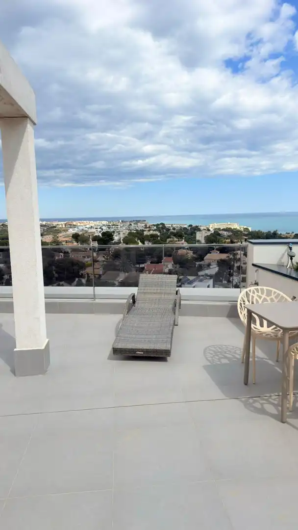 Terrassa de Apartament en venda en Orihuela amb Aire condicionat, Calefacció i Jardí privat