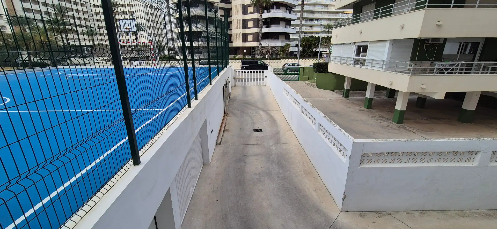 Aparcament de Dúplex en venda en Gandia amb Terrassa, Traster i Moblat