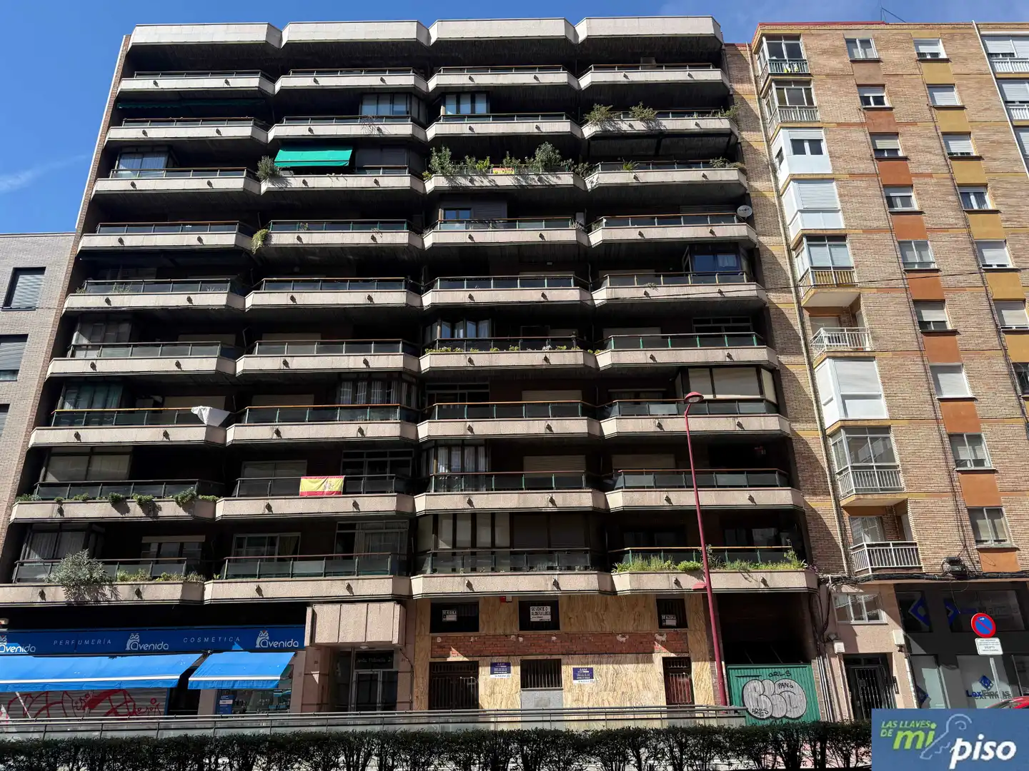 Vista exterior de Piso en venta en Valladolid con Calefacción, Parquet y Terraza